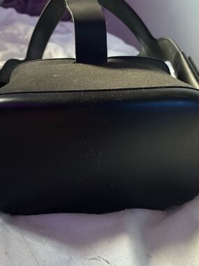 READ DESC. Oculus Quest 1 Black VR Headset